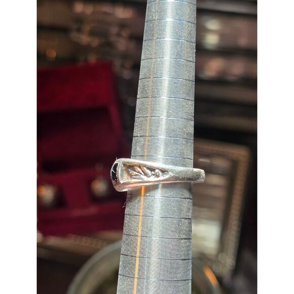 Sterling Silver & Black Onyx Inlay Ring Size 7 - Picture 5 of 9